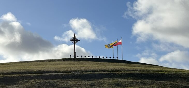 Zbiorowy grób żołnierzy polskich i litewskich w Zawiasach